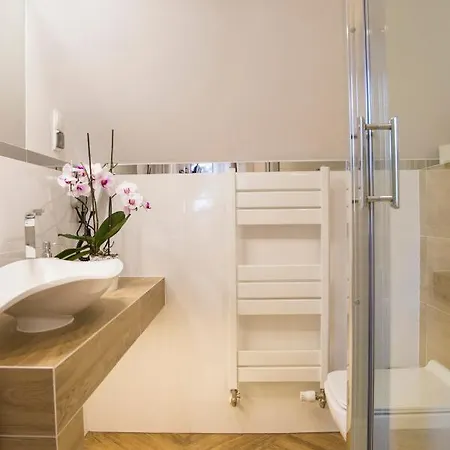 Eden- Jacuzzi, Saunowy , Sniadanie , Piekne Widoki Apartmán *
