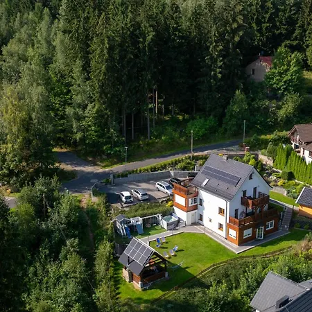 Apartmán Eden- Jacuzzi, Saunowy , Sniadanie , Piekne Widoki *