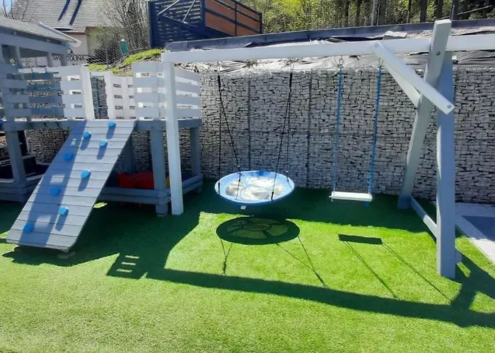 Apartament Eden- Jacuzzi, Saunowy , śniadanie , Piękne Widoki Karpacz